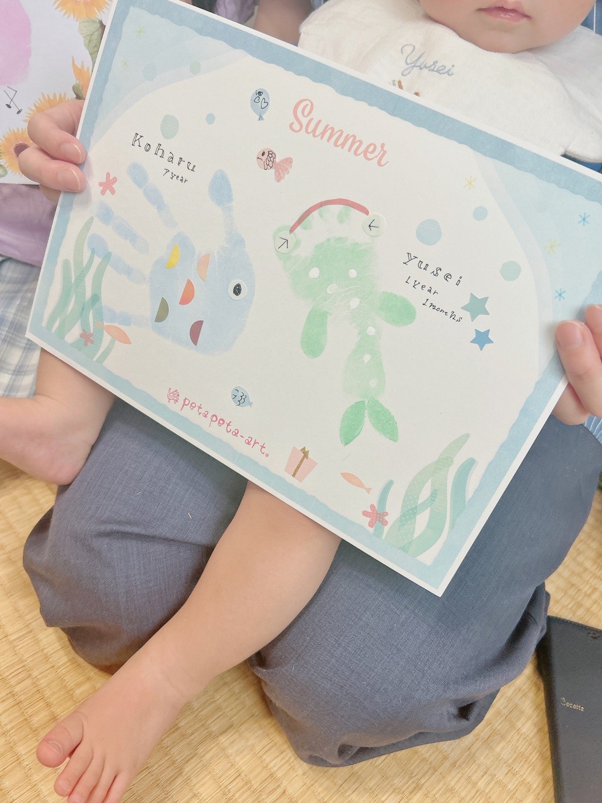 親子で制作した手形アート作品